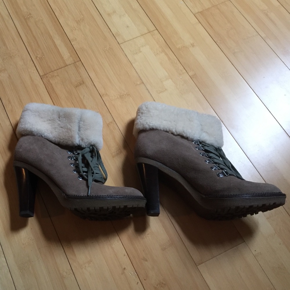 Via Spiga Leya Moss fur suede booties